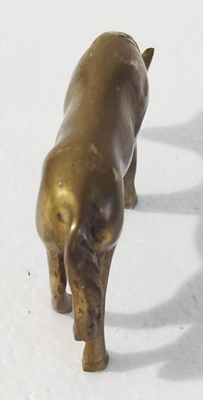 Mesingane figure konj pas vintage starina teške skulpture