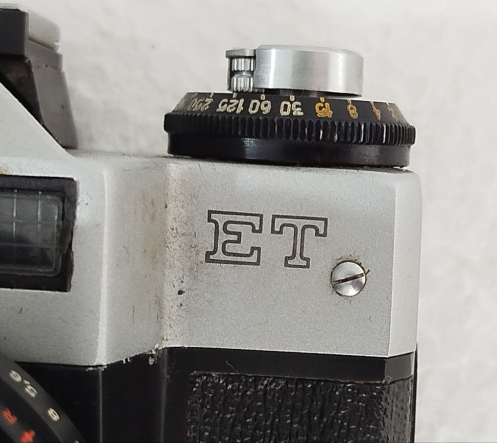 Zenit ET analogni fotoaparat Helios 44M-4 objektiv vintage