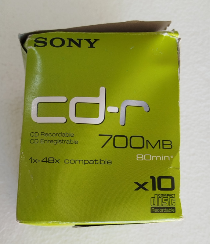 Sony CD-R 700MB 9 diskova 80 minuta neotpakovani