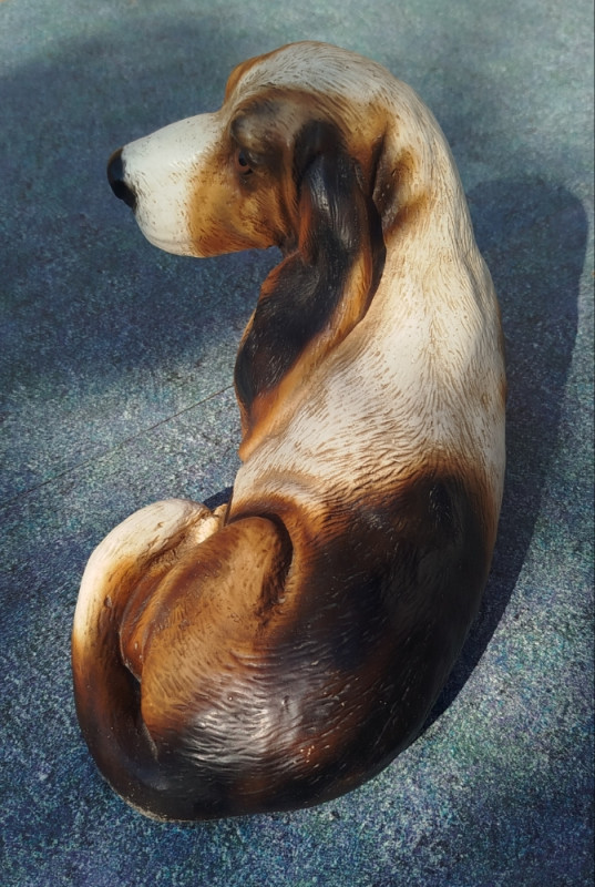 Figura psa Baset Basset Hound dekorativna keramička/resin figura