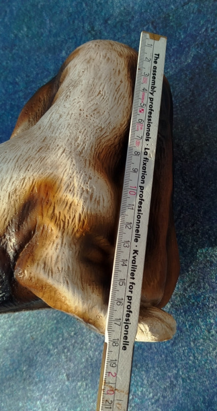 Figura psa Baset Basset Hound dekorativna keramička/resin figura