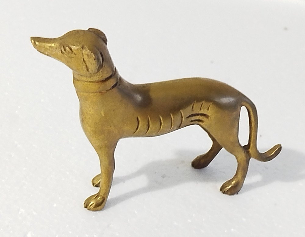Mesingane figure konj pas vintage starina teške skulpture