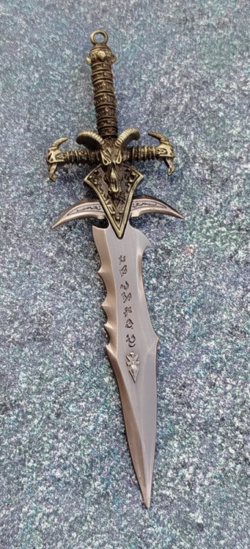 World of Warcraft Frostmourne Mač mini replika u futroli
