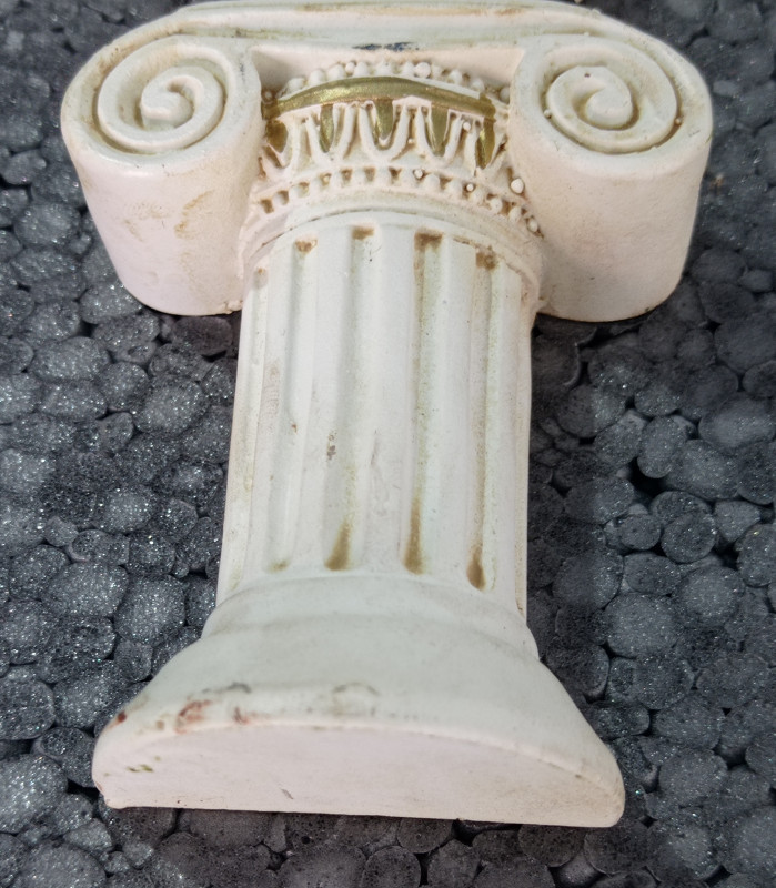 HIPOKRAT statua mala figura suvenir Hippocrates
