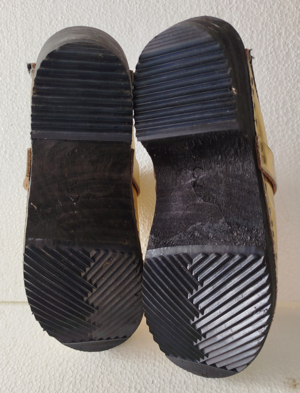 Klompe švedske Swedish Clogs prava koža broj 39