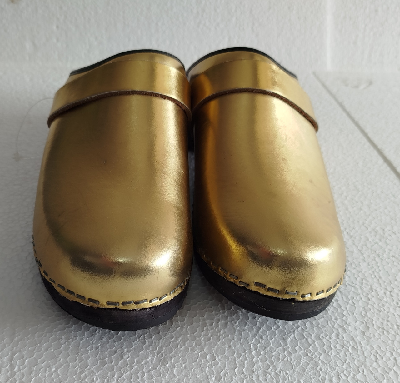 Klompe švedske Swedish Clogs prava koža broj 39