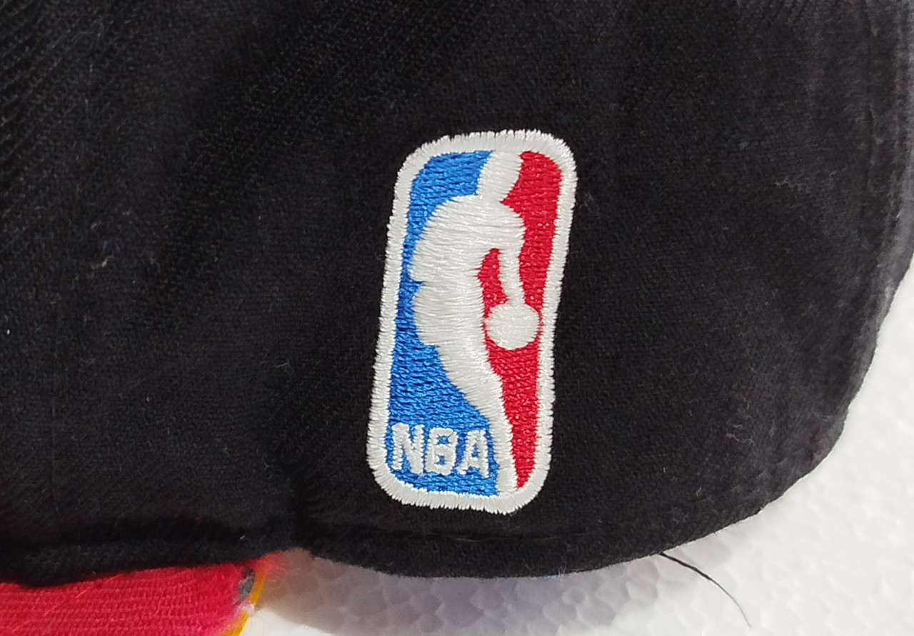 Kačket Kapa Chicago Bulls NBA Mitchell & Ness