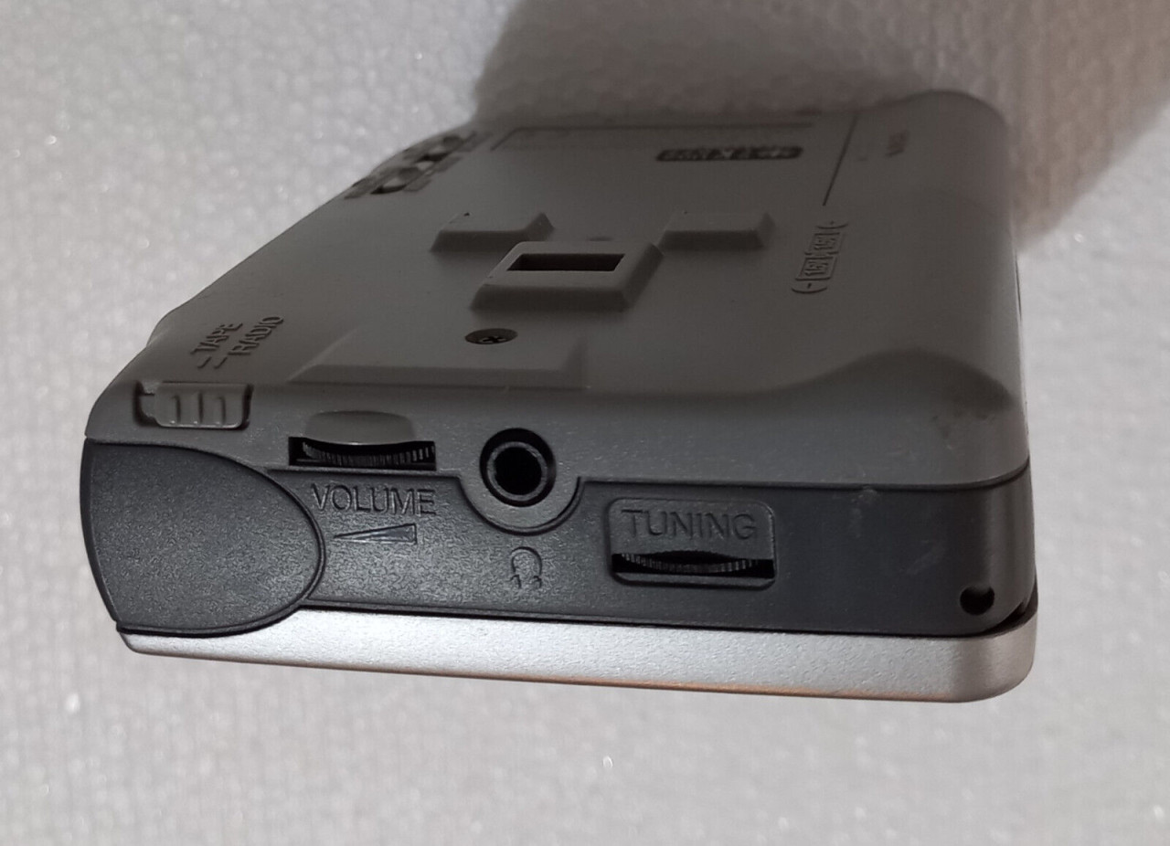 Aiwa TA483 Walkman kasete AM/FM Stereo radio