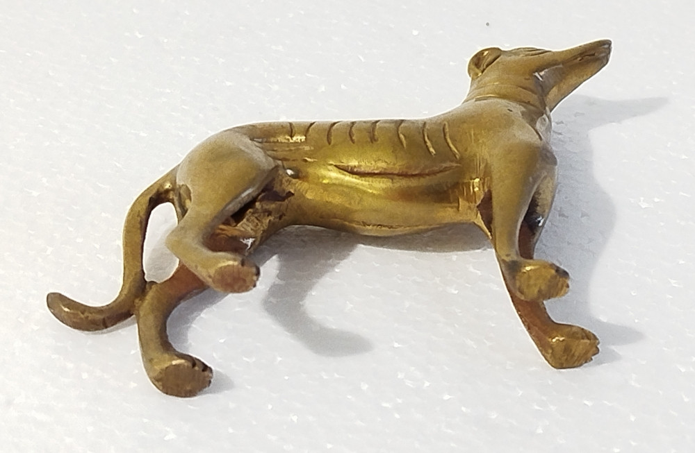 Mesingane figure konj pas vintage starina teške skulpture