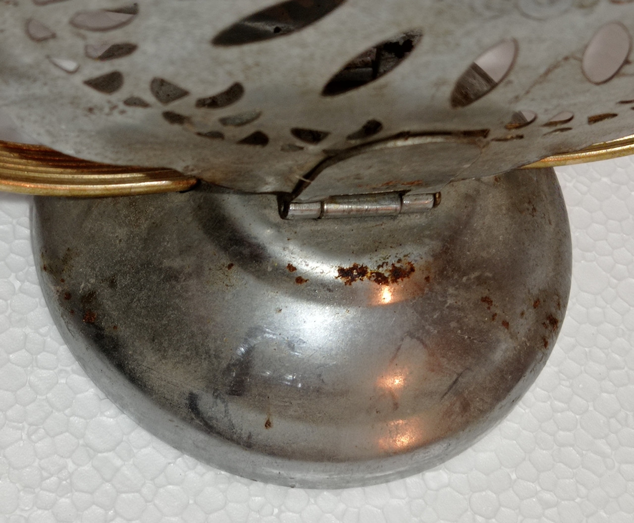 POSLUŽAVNIK metalni vintage pladanj stari dekoracija