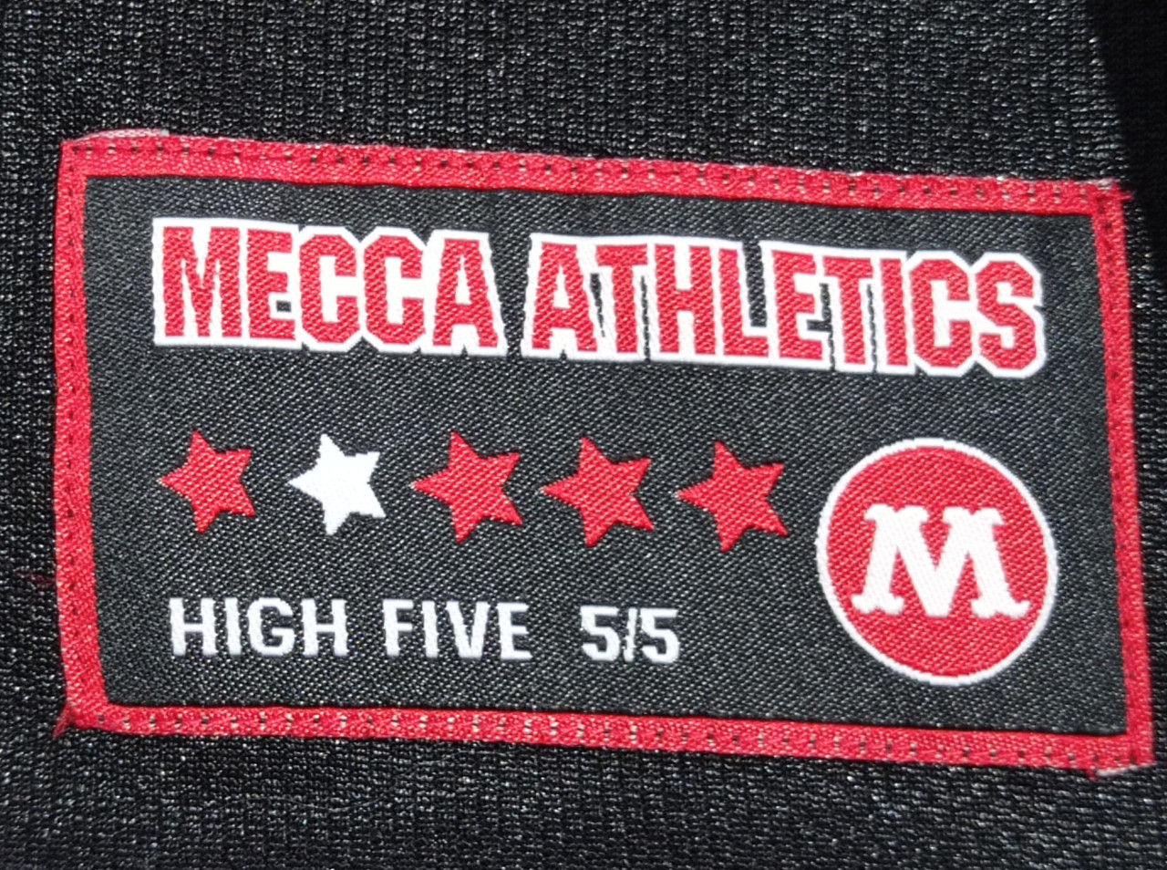 MECCA Athletics majica Hi Five dres Hip hop broj 8