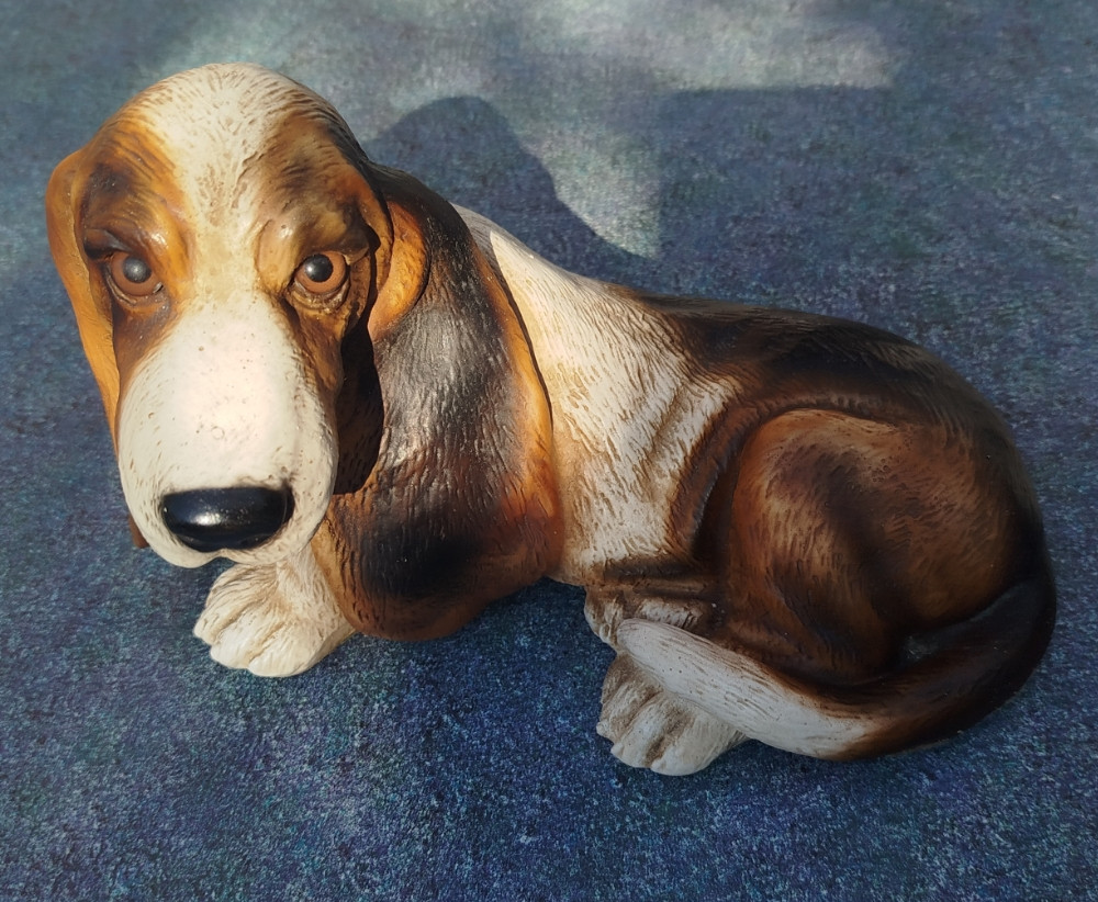 Figura psa Baset Basset Hound dekorativna keramička/resin figura