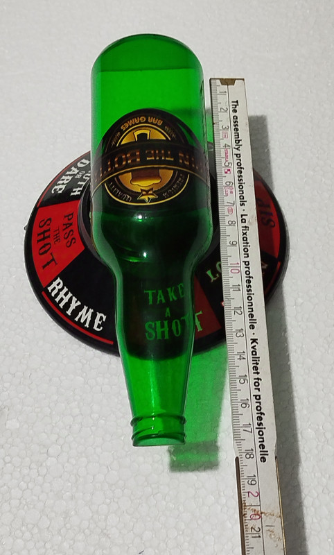 Spin the Bottle Zavrti bocu flašu društvena igra