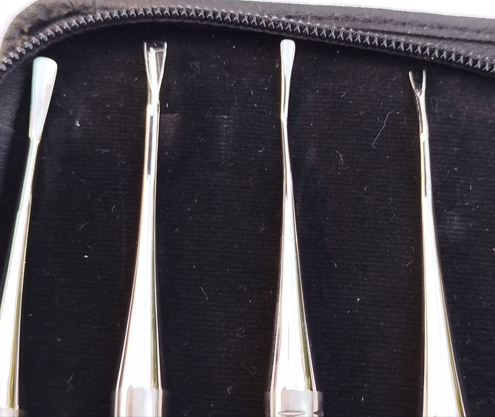 NATRA zubarski dental set instrumenti sedam rostfrei