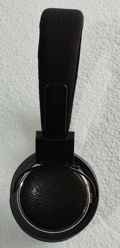 NOHRO Bluetooth LED slušalice kabl za punjenje uputstvo