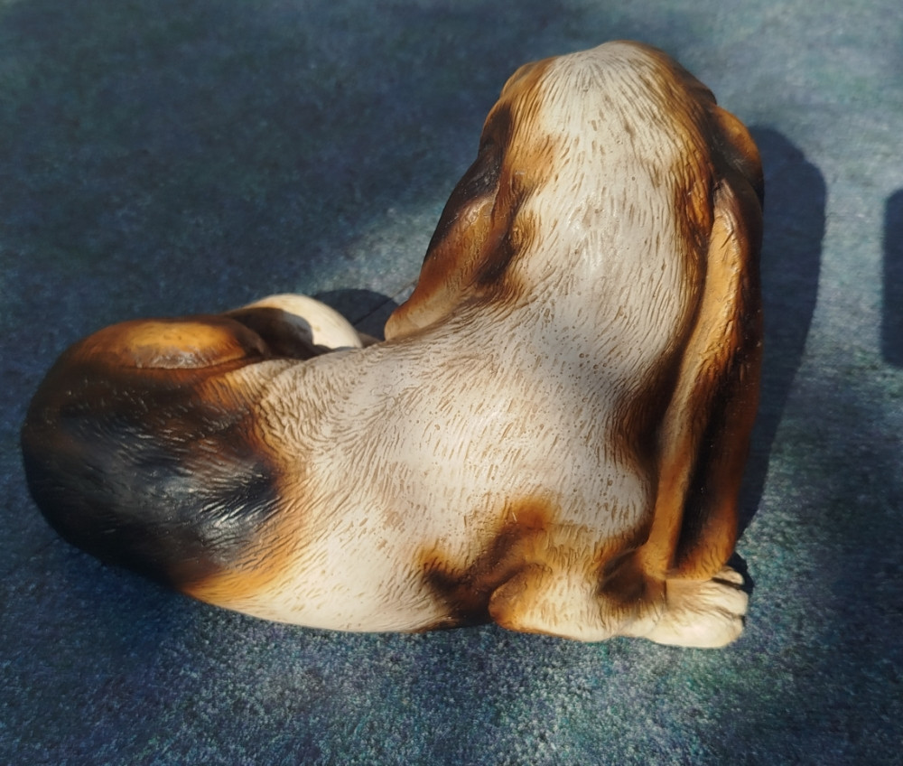 Figura psa Baset Basset Hound dekorativna keramička/resin figura