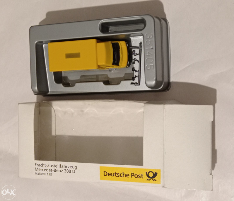 HERPA Mercedes Benz 207 D kamion model Deutsche post