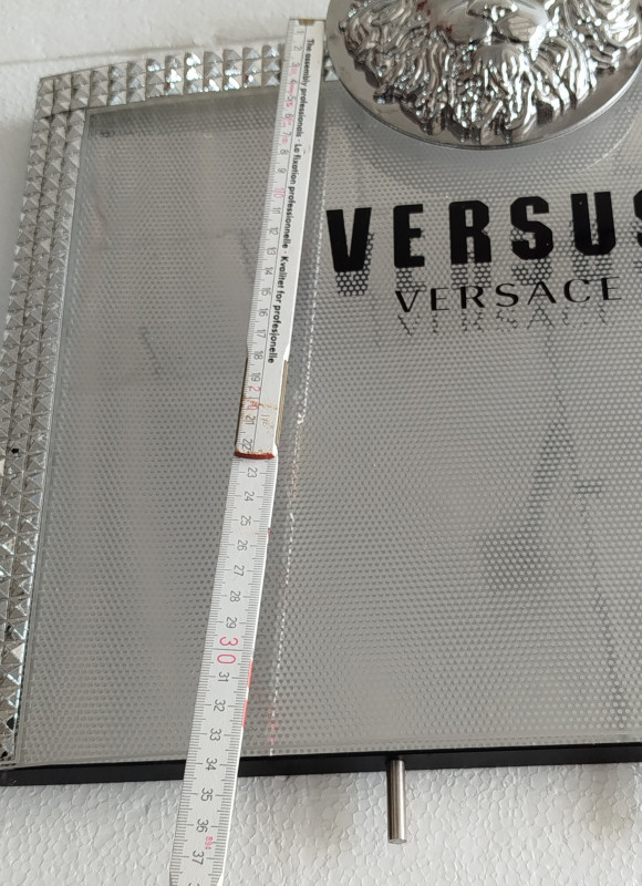 VERSACE VERSUS tabla lav reklama znak logo ogledalo