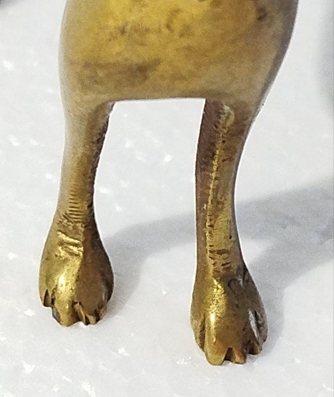 Mesingane figure konj pas vintage starina teške skulpture