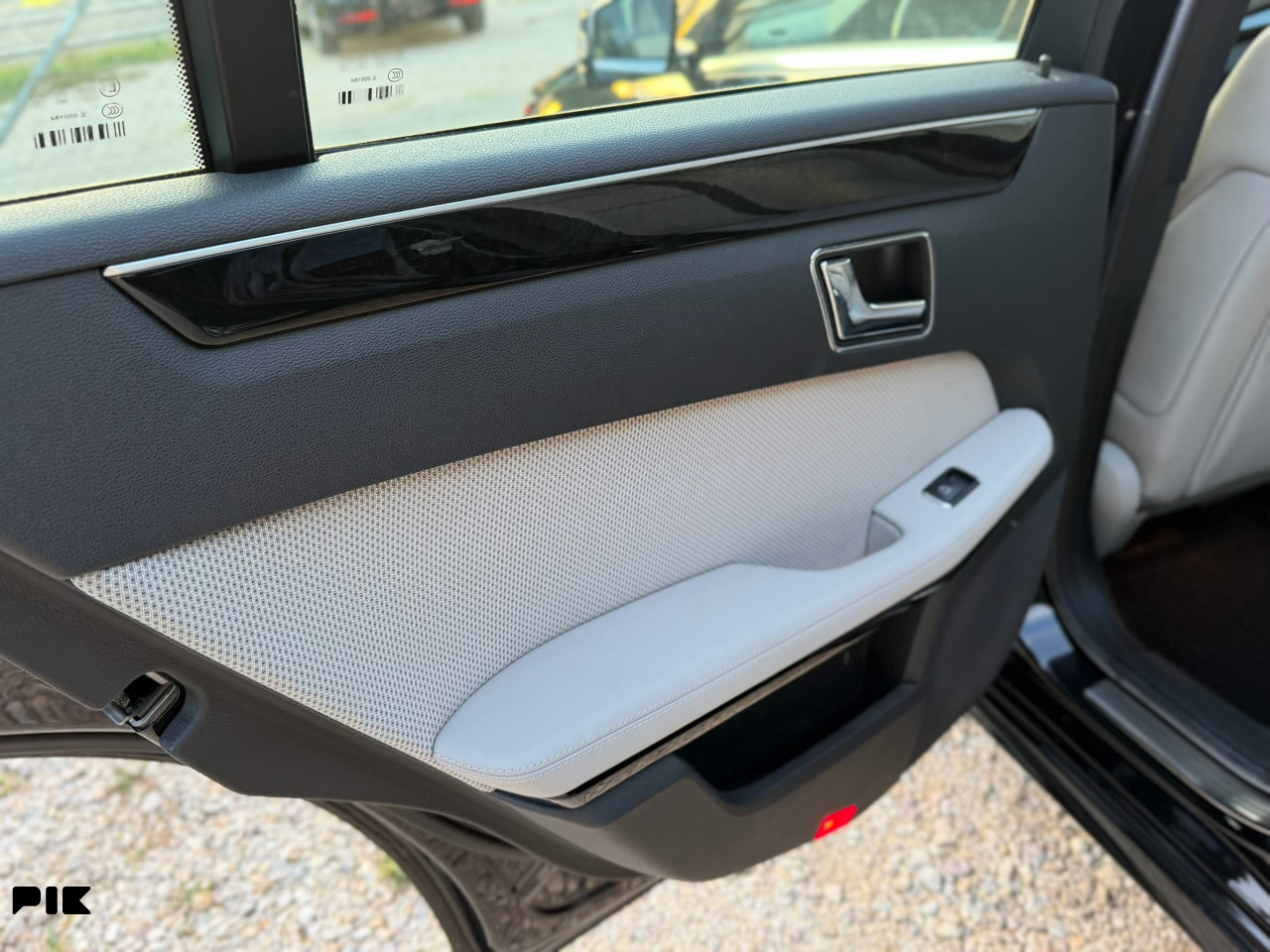 Mercedes E 220 125Kw Avangard 2011 God Top stanje