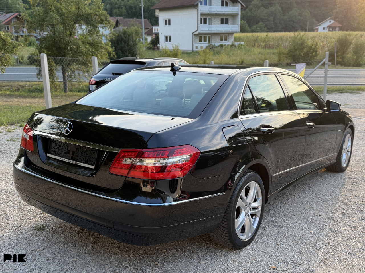 Mercedes E 220 125Kw Avangard 2011 God Top stanje