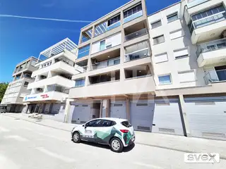 Trosoban dvoetažni stan sa garažom, Kromolj - ZettaNekretnine