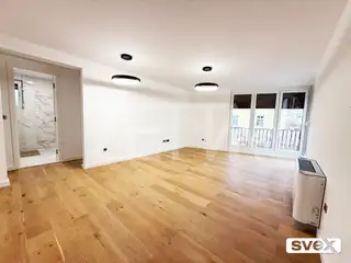 USELJIVO! - Stan 50 m2, Trg Austrije - ZettaNekretnine