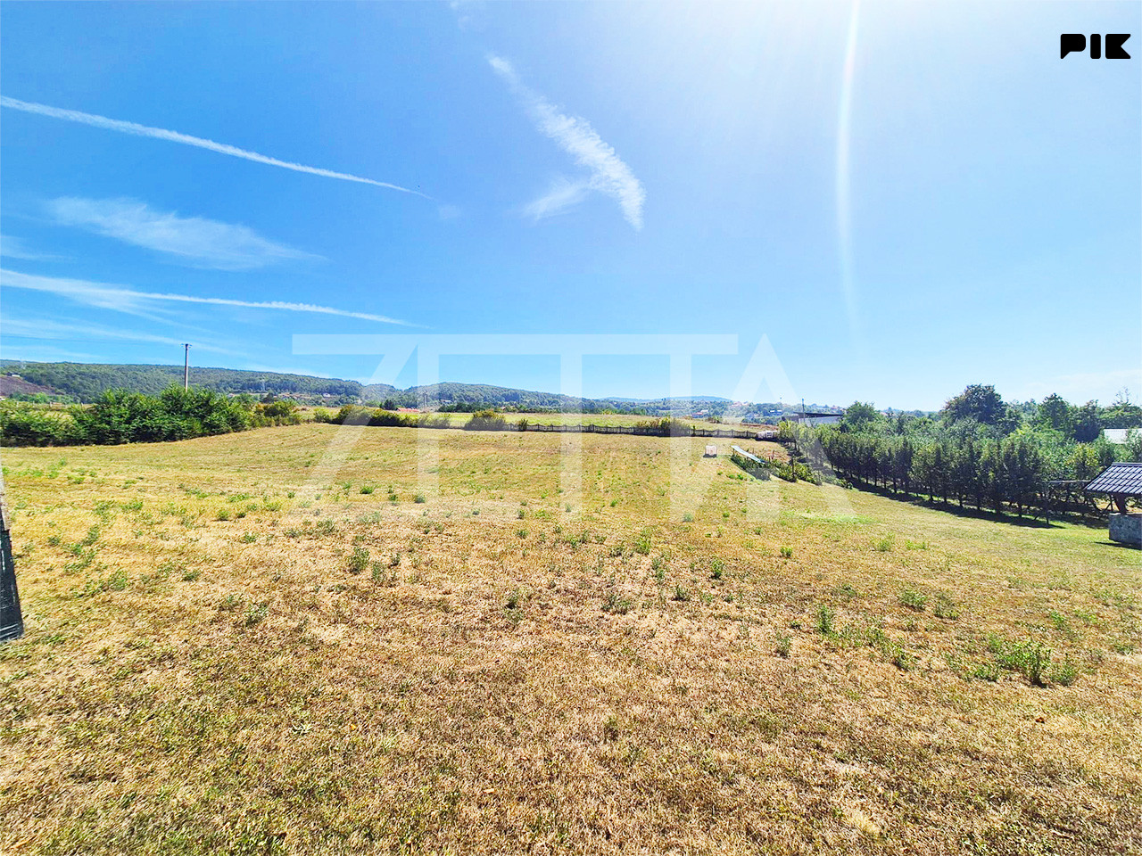Kuća 160 m2 sa zemljištem 6.132 m2, Breza - ZettaNekretnine