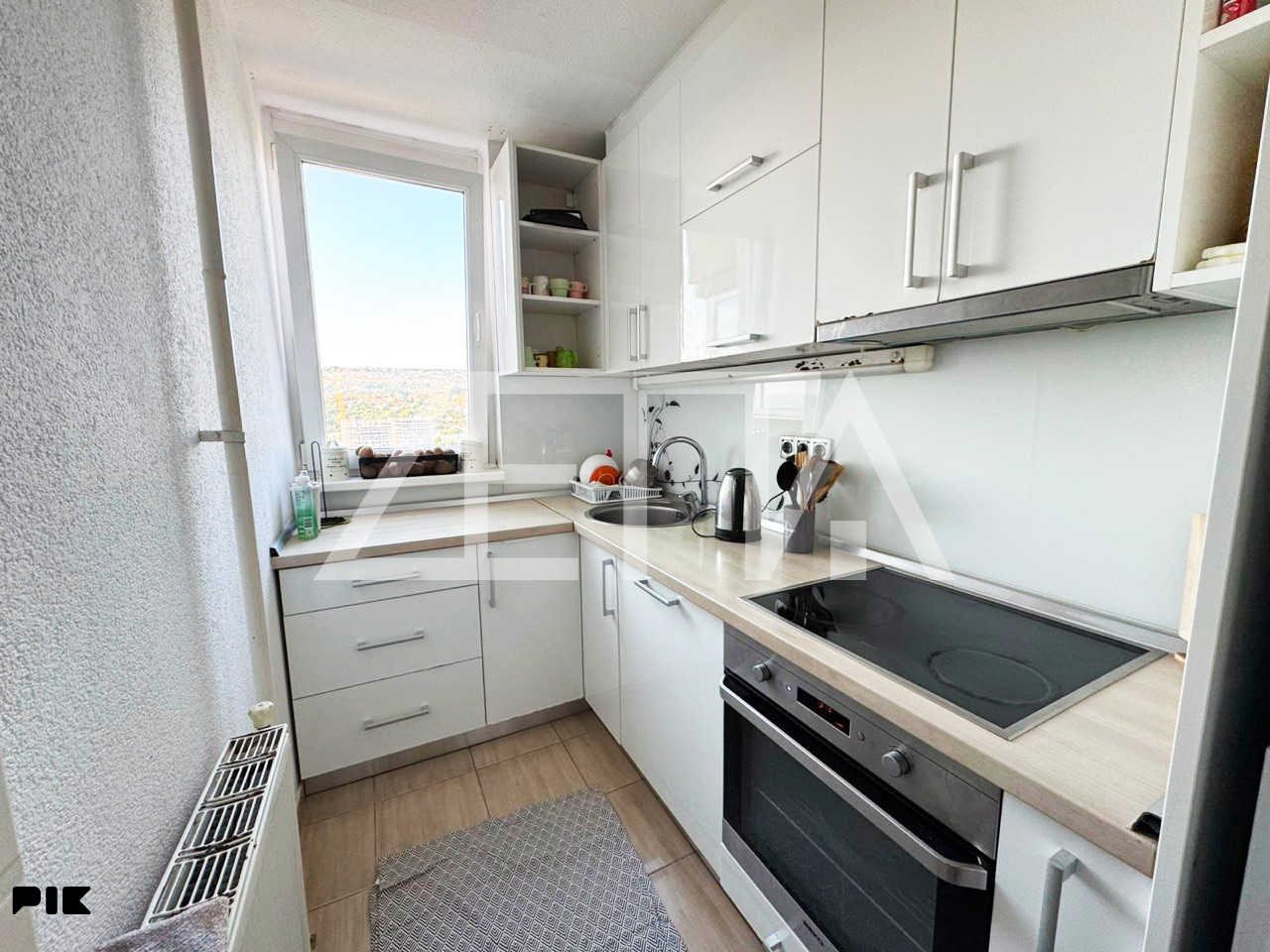 Trosoban stan 64m2, Alipašino - ZettaNekretnine