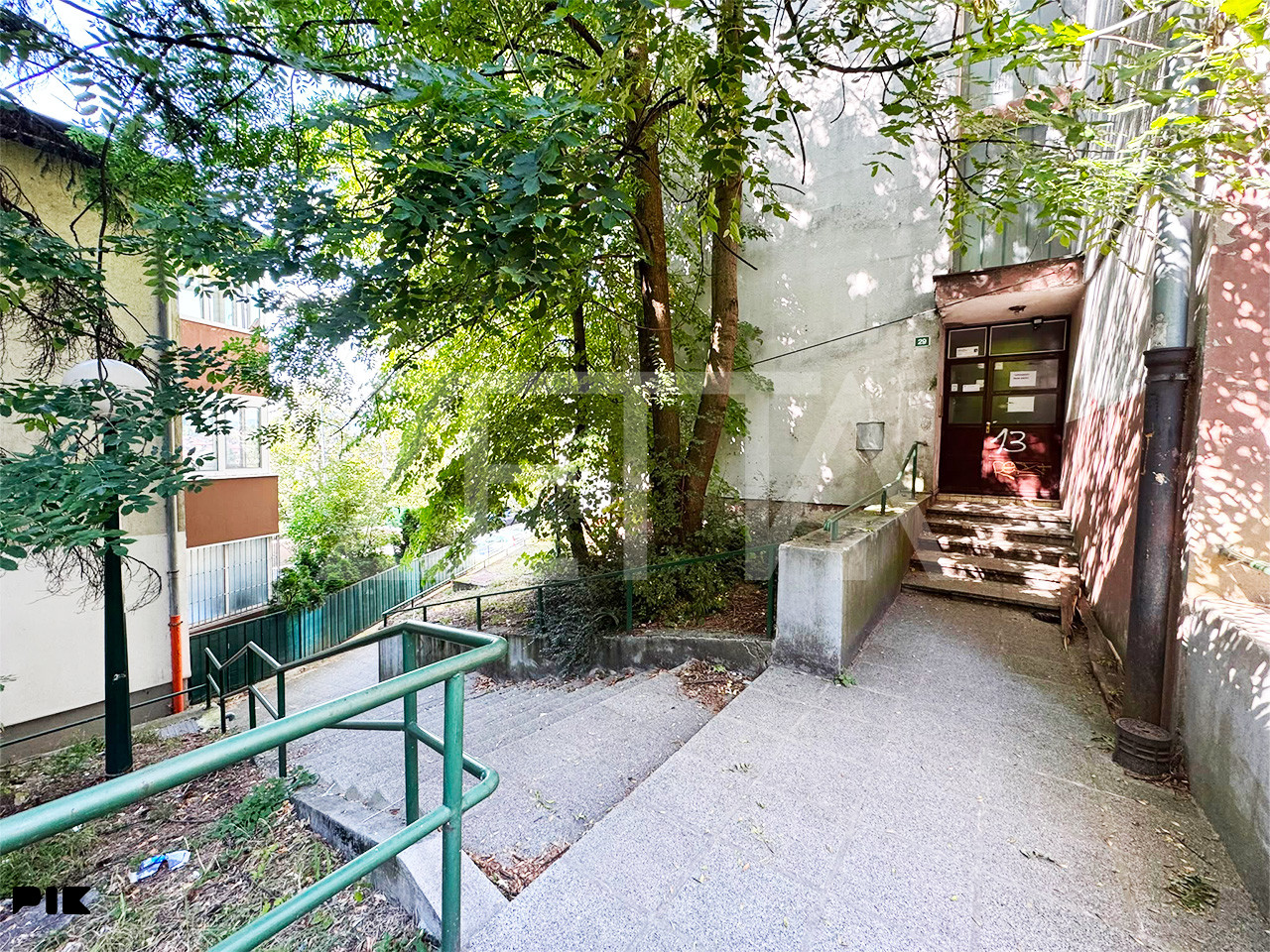 Garsonjera sa terasom, Koševsko brdo - ZettaNekretnine