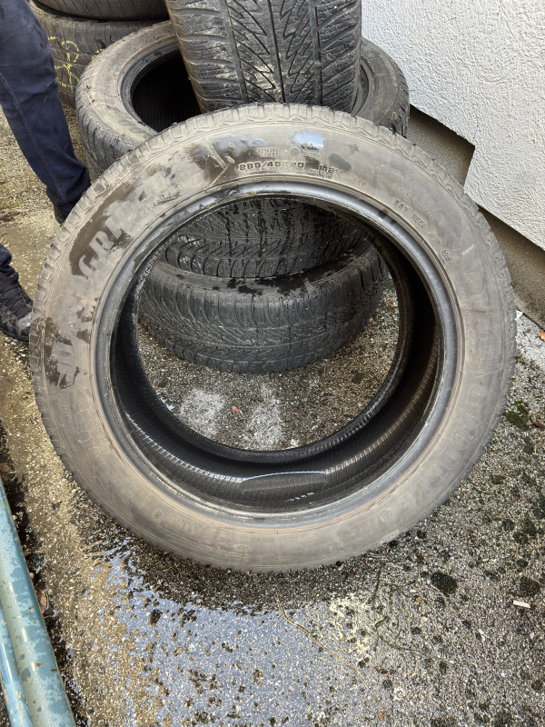 GOODYEAR 285 45 20 285/45 R20 zimske DOT 0918