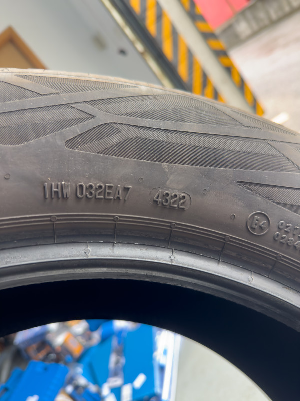 CONTINENTAL 235/60 R18 235 60 18 ECO CONTACT 6 DOT 4322 4 GUME