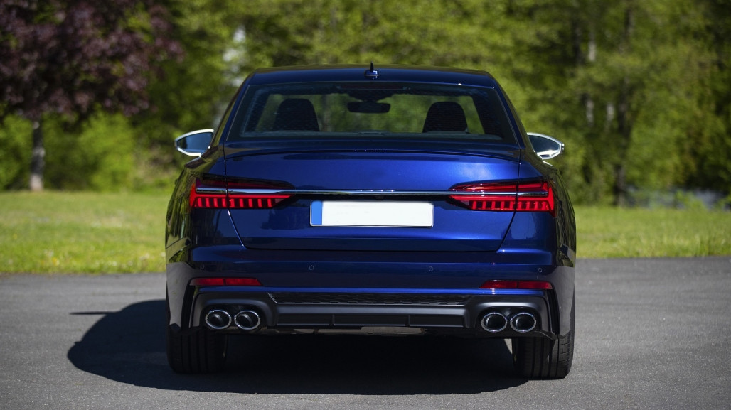 Zadnji difuzor S6 Look AUDI A6 C8 4K (2018+)