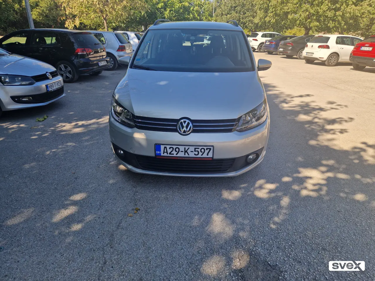 Volkswagen Touran 1.6 TDI 7 sjedala,climatronic,tempomat