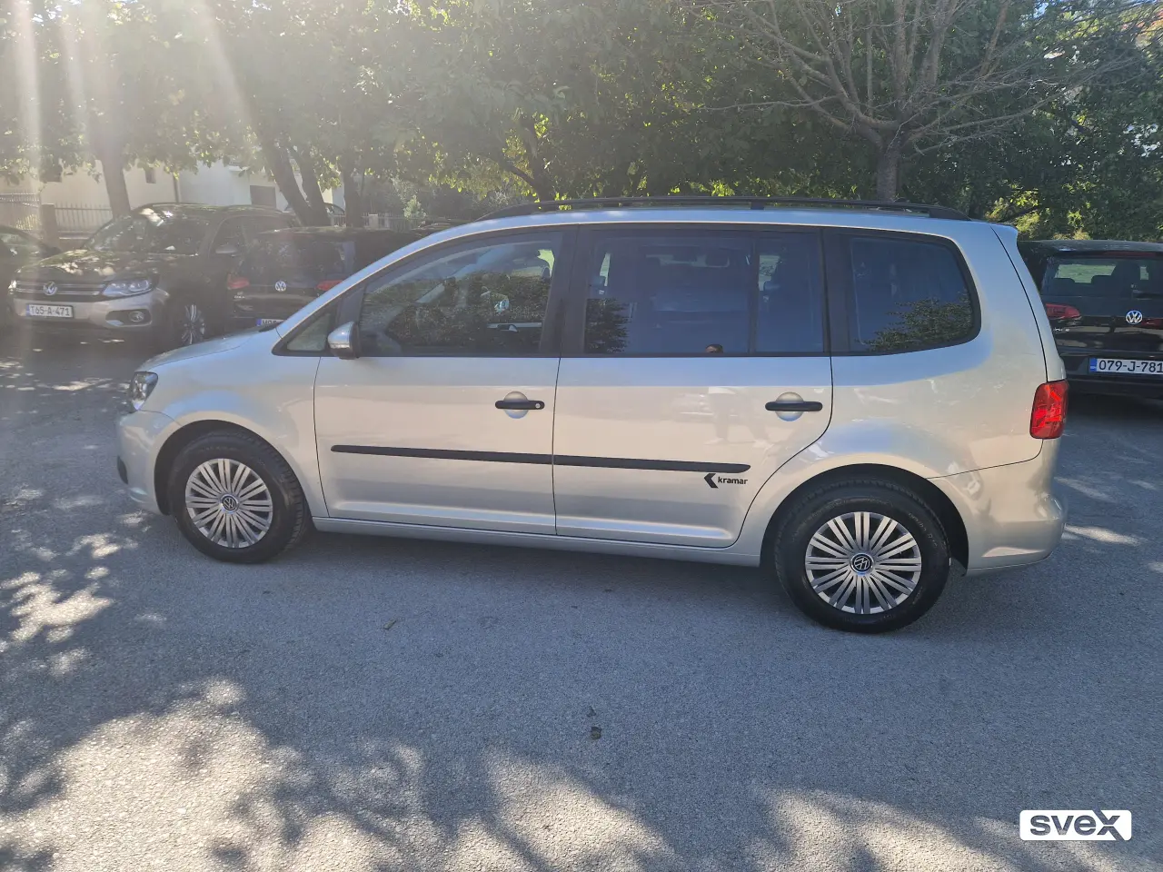 Volkswagen Touran 1.6 TDI 7 sjedala,climatronic,tempomat