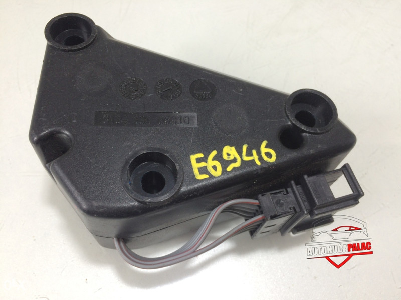 MODUL POJAČALA ZVUČNIKA U VRATIMA VW GOLF 5 310413405910 E6946