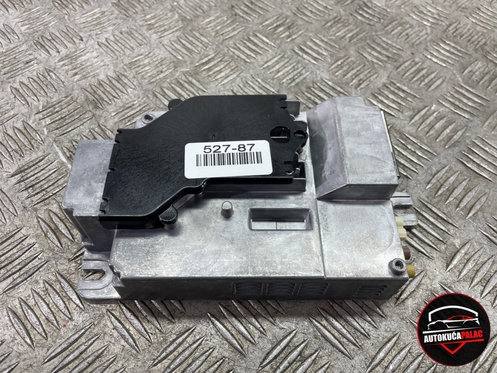 POJAČALO BMW G05 X5 G06 X6 5A9BF91 527-87