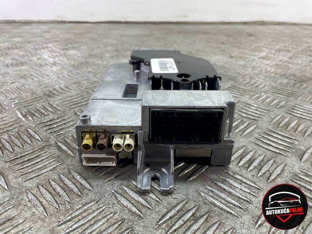 POJAČALO BMW G05 X5 G06 X6  5A9BF91 527-87