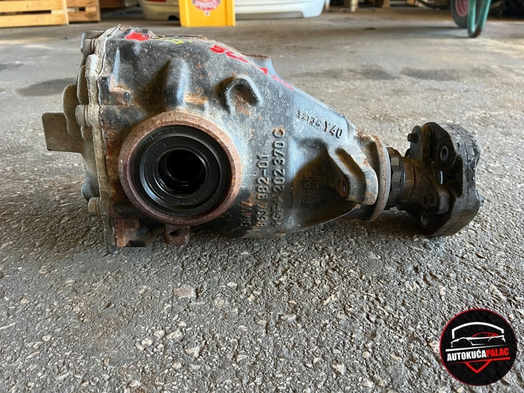 ZADNJI DIFERENCIJAL BMW F30 F31 3  8485723 523-155 2.0D