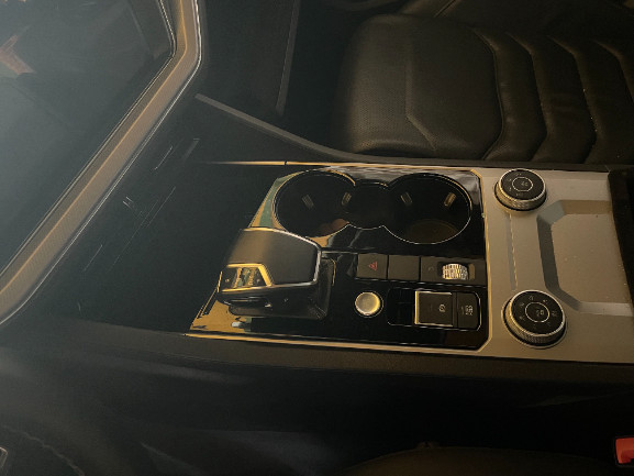 VW TOUAREG CR 2019 R-LINE 3.0TDI 4MOTION DIJELOVI U DIJELOVIMA