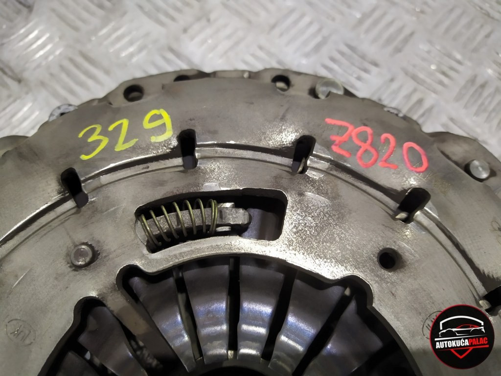 ZAMAJAC BMW	F20 F21 1		7614327	Z820	1.6B MANUAL