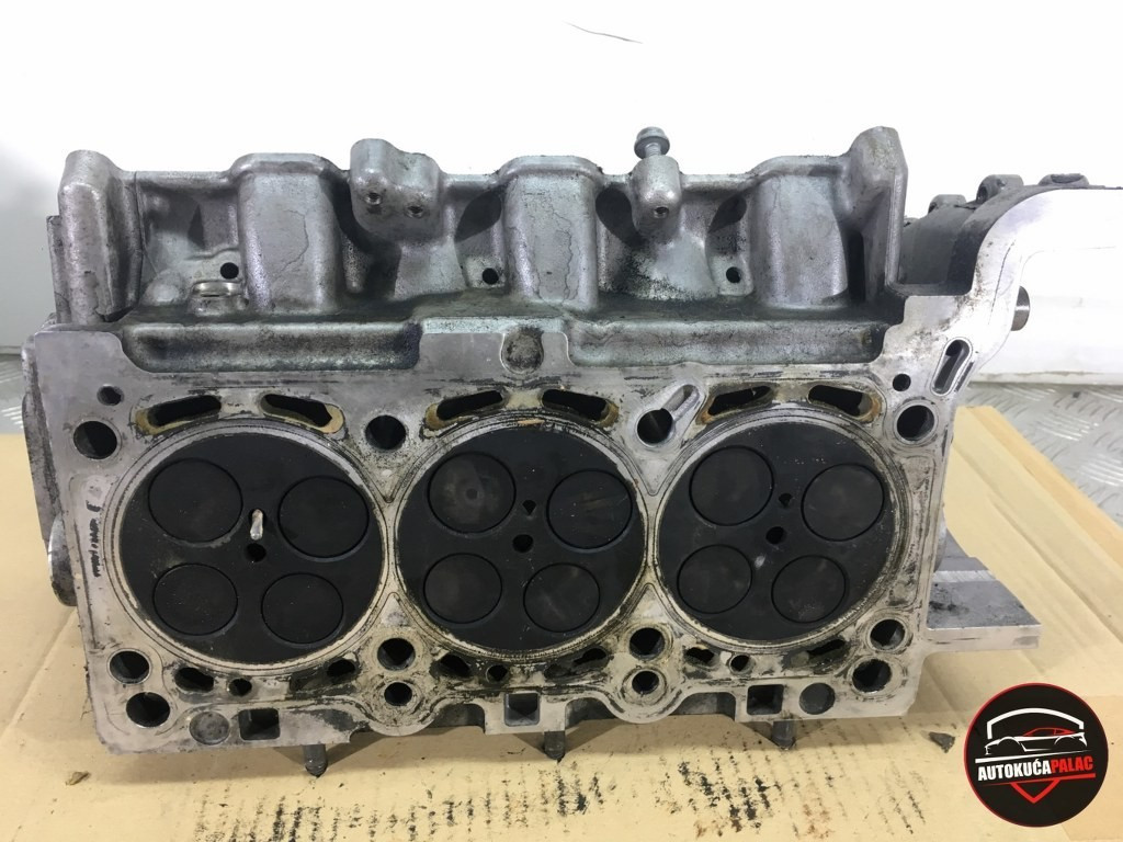 GLAVA MOTORA AUDI A4 B8 07-15 1059354BF DM23 3.0TDI DESNA