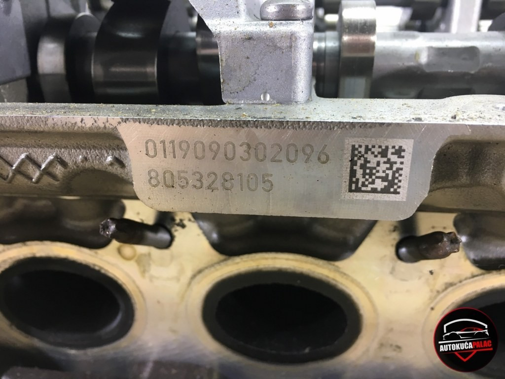 GLAVA MOTORA BMW F97 F98  8053281 DM27 S58 OŠTEĆENA