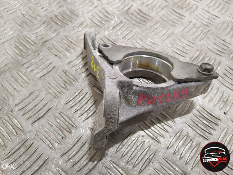 NOSAČ POLUOSOVINE Nissan QASHQAI 13-21 PU1259