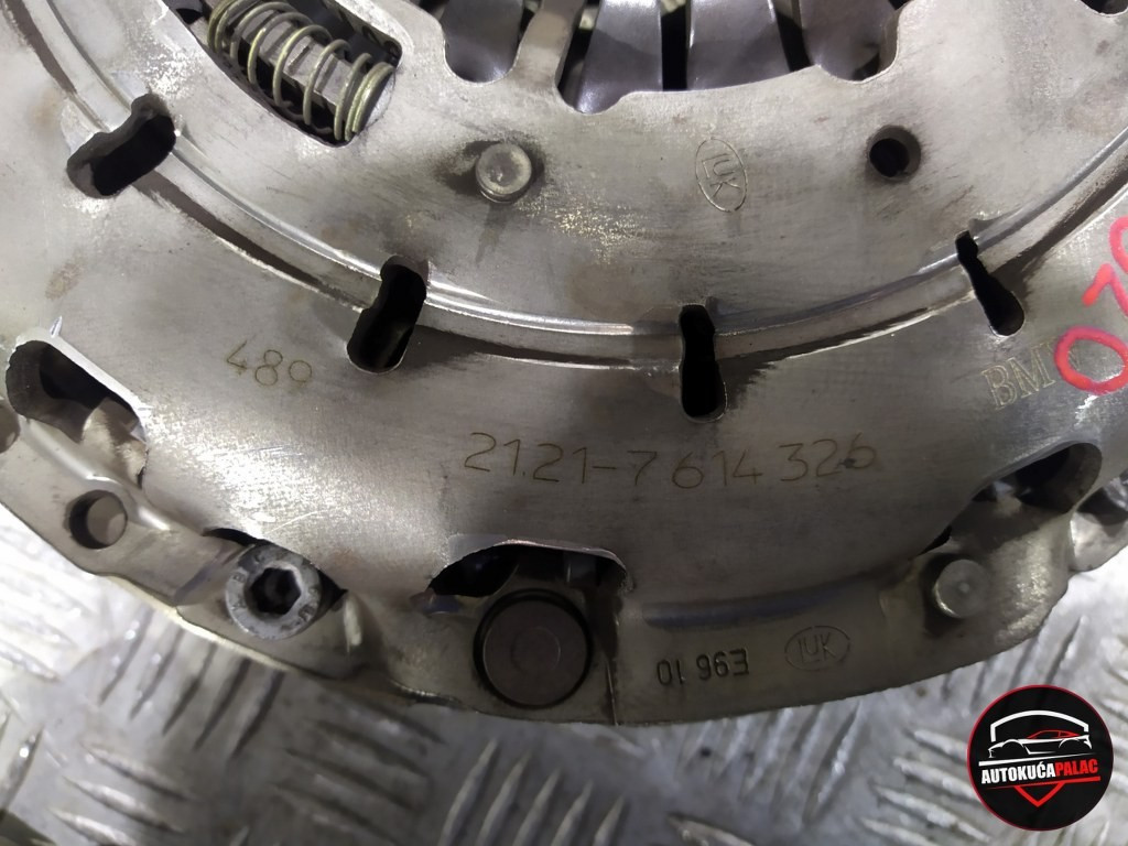 ZAMAJAC BMW	F20 F21 1		7614327	Z820	1.6B MANUAL