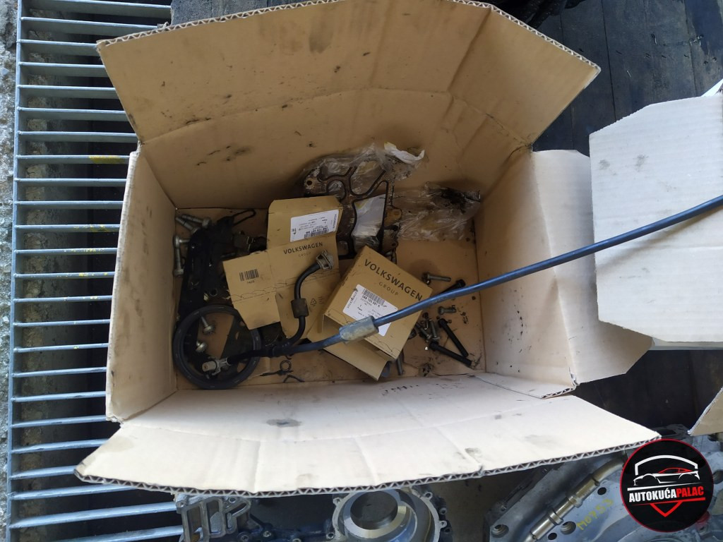 MOTOR AUDI	A6 4G A7		CRT	MO793	3.0TDI ZA DIJELOVE