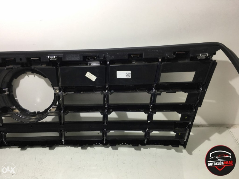 Maska Volkswagen TOUAREG 18- 760853651L F10419 R-LINE