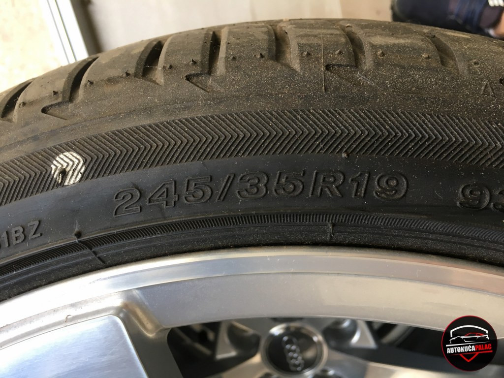 FELGE AUDI TT A3 RS3 S3 19" 5X112 ET52 8S0601025AQ FE623