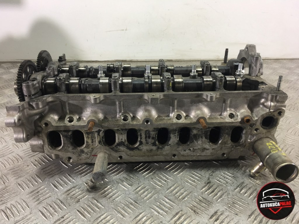 GLAVA MOTORA TOYOTA RAV4 05-12  DM21 2.2D + BREGASTE