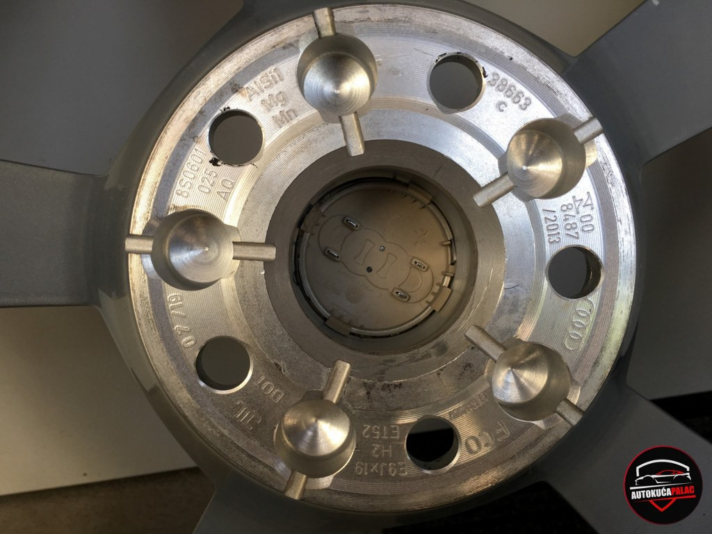FELGE AUDI TT A3 RS3 S3 19" 5X112 ET52 8S0601025AQ FE623